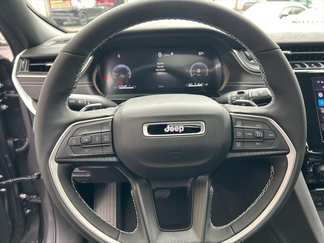 new 2025 Jeep Grand Cherokee car, priced at $42,168