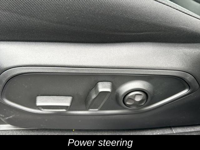 new 2025 Jeep Grand Cherokee car, priced at $42,168