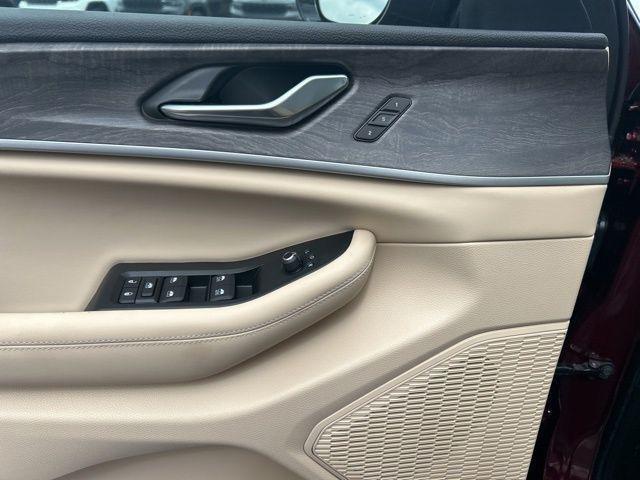 new 2025 Jeep Grand Cherokee L car, priced at $48,553