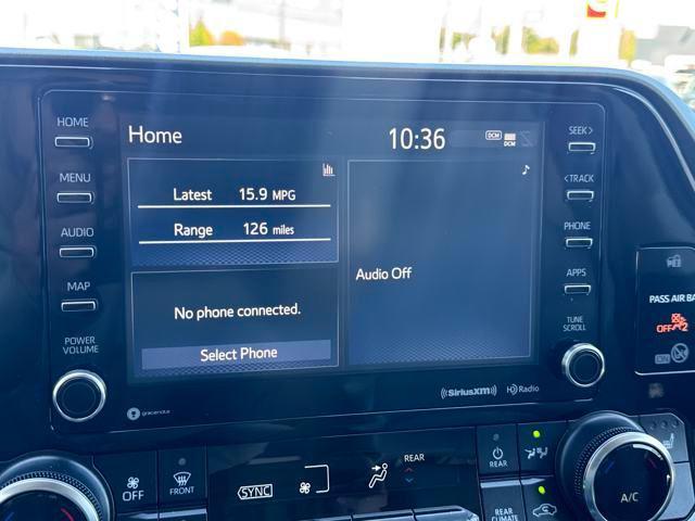 used 2022 Toyota Highlander car, priced at $35,359