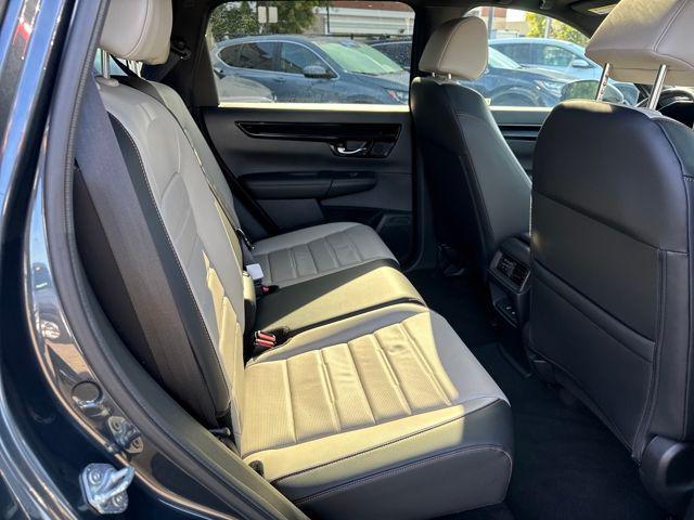 used 2023 Honda CR-V Hybrid car, priced at $33,677
