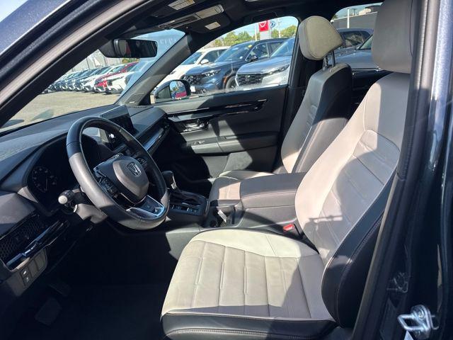 used 2023 Honda CR-V Hybrid car, priced at $33,677