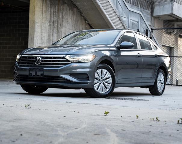 used 2020 Volkswagen Jetta car, priced at $17,674