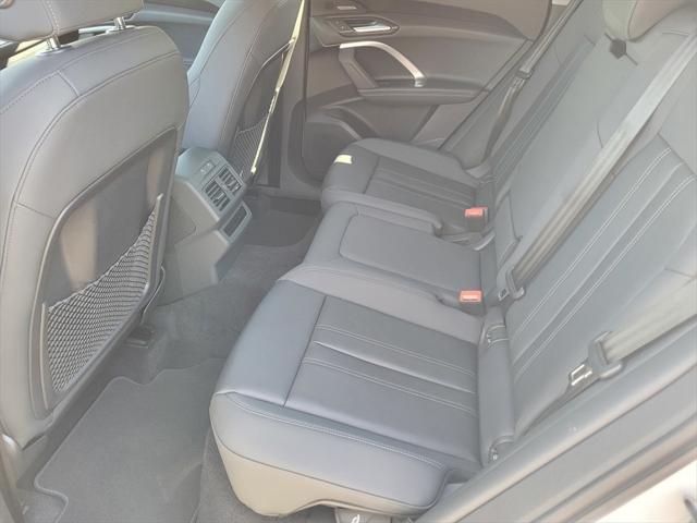 new 2025 Audi Q5 car, priced at $59,525