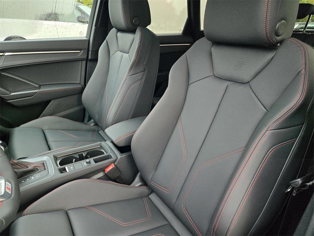 new 2025 Audi Q3 car, priced at $47,500