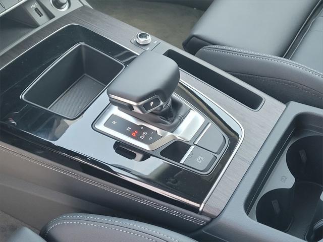 new 2025 Audi Q5 car, priced at $58,590