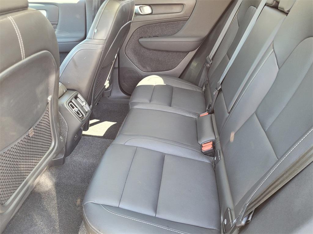used 2025 Volvo XC40 car, priced at $27,864