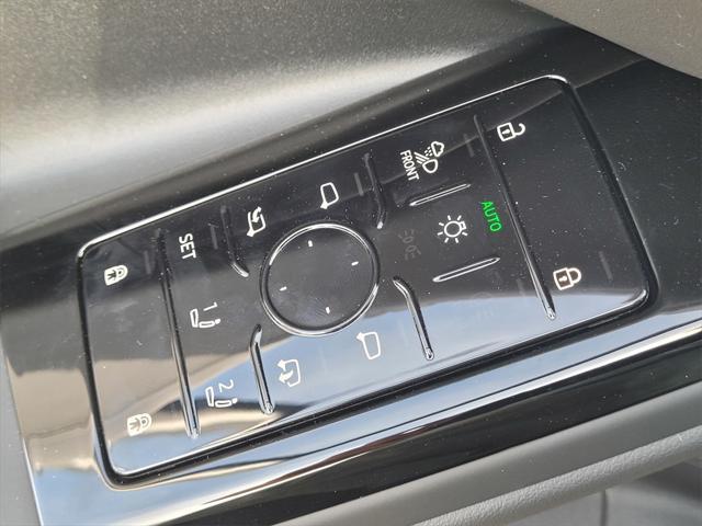 new 2025 Audi Q6 e-tron car, priced at $75,155