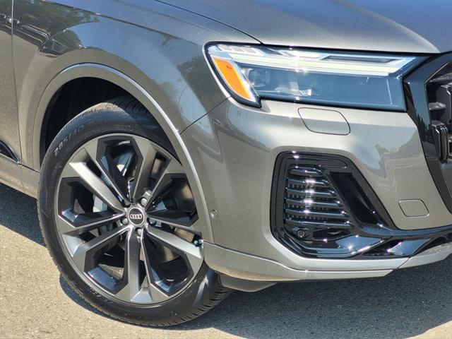 new 2025 Audi Q7 car, priced at $72,250