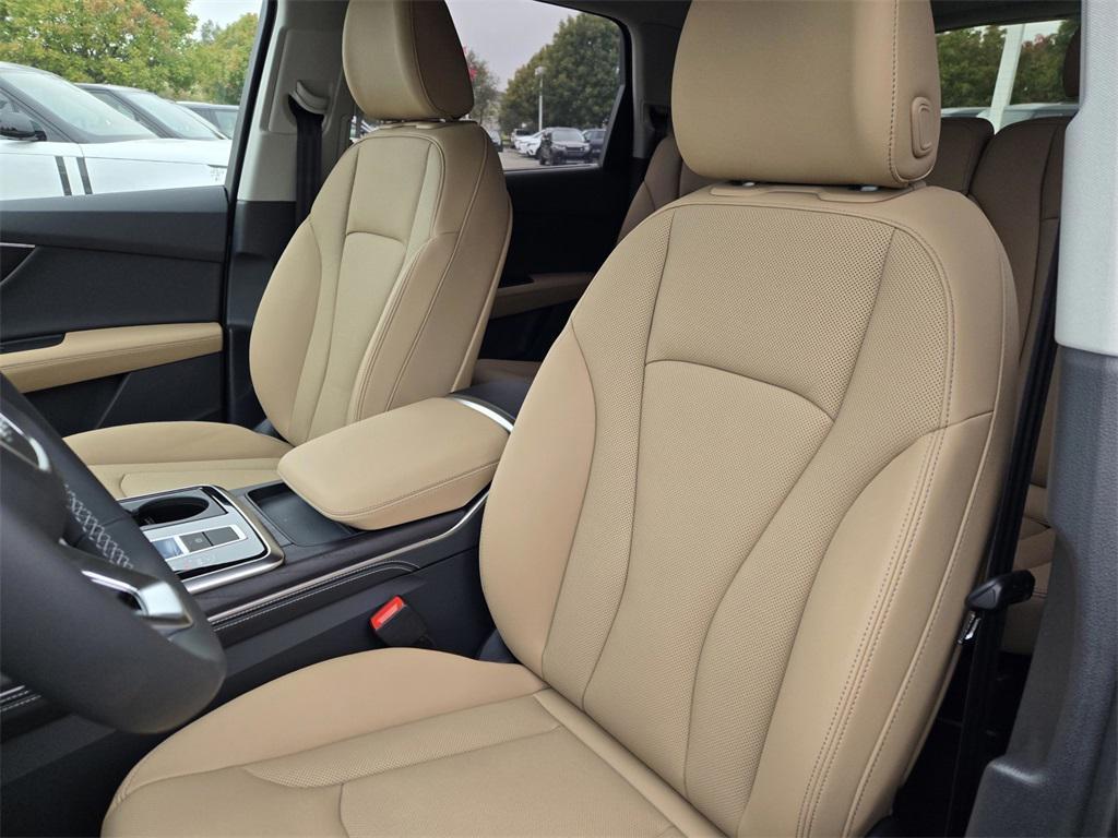 new 2026 Audi Q7 car, priced at $71,240