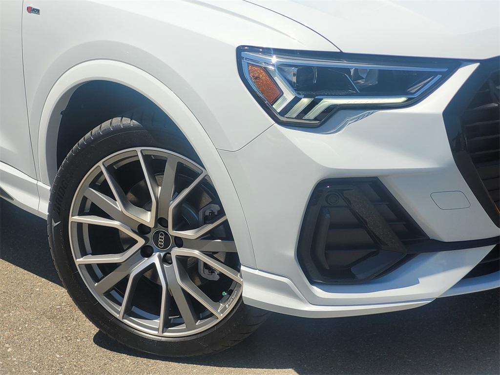 new 2025 Audi Q3 car, priced at $47,500