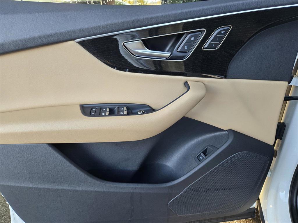 used 2023 Audi Q7 car, priced at $37,000