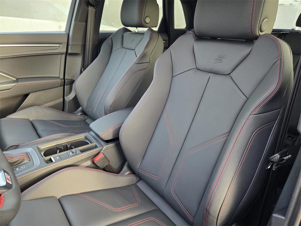 new 2025 Audi Q3 car, priced at $47,500