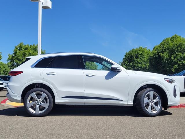 new 2025 Audi Q5 car, priced at $61,300
