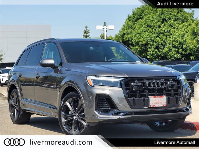 new 2025 Audi Q7 car, priced at $70,040