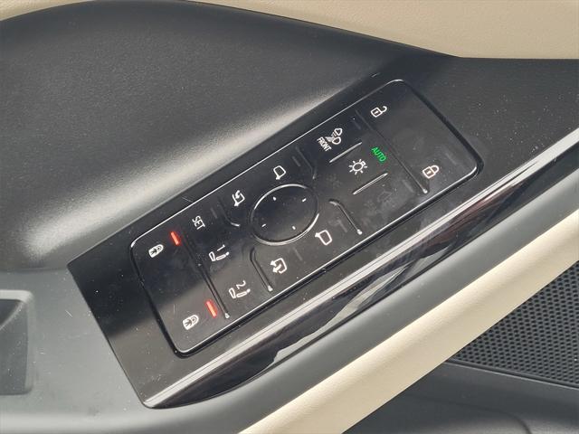 new 2025 Audi Q6 e-tron car, priced at $75,750
