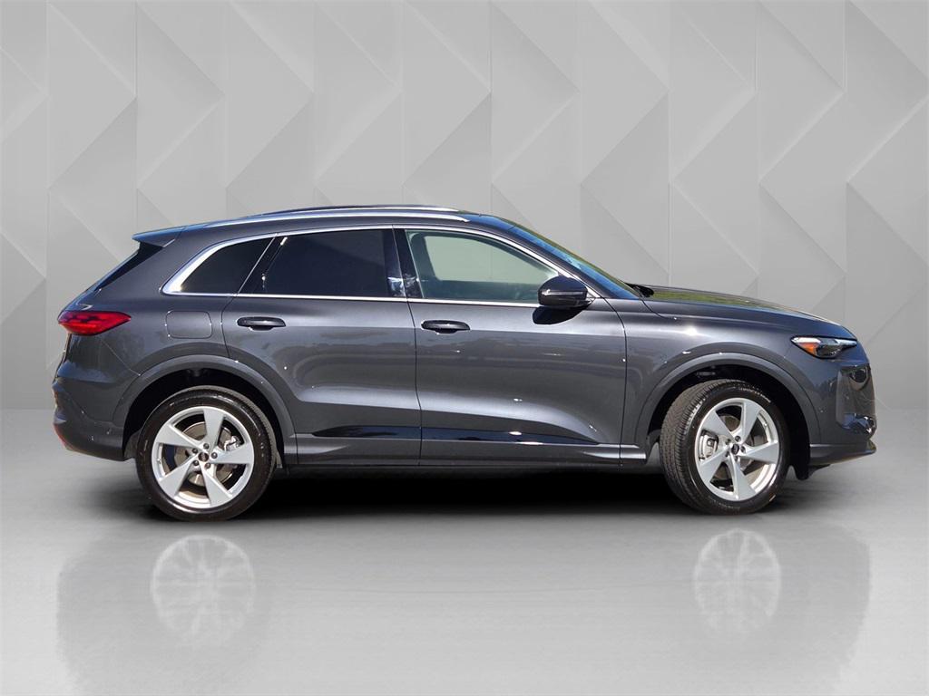 new 2025 Audi Q5 car, priced at $60,325