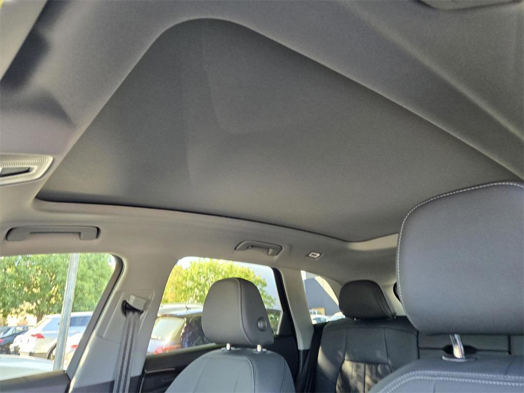 new 2025 Audi Q5 car, priced at $60,325