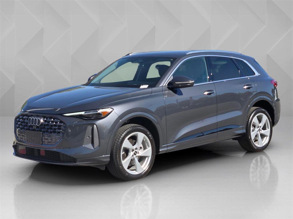 new 2025 Audi Q5 car, priced at $60,325