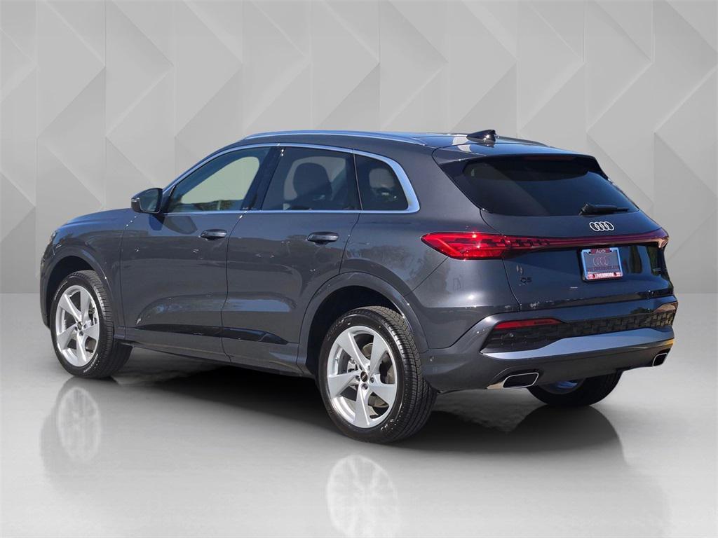 new 2025 Audi Q5 car, priced at $60,325