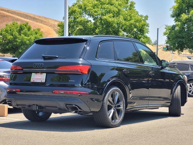 new 2025 Audi Q7 car, priced at $78,760