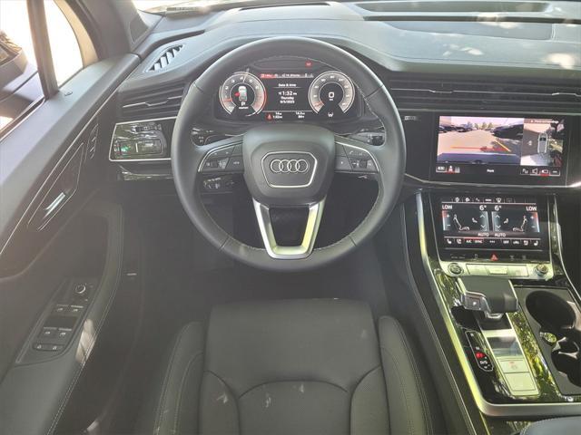 new 2025 Audi Q7 car, priced at $78,760