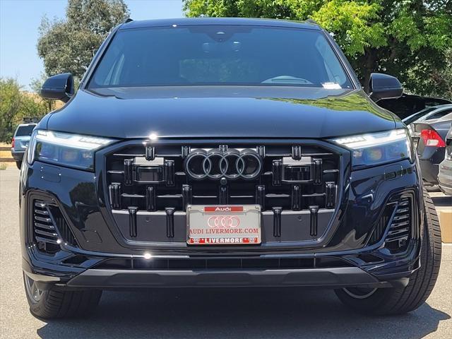 new 2025 Audi Q7 car, priced at $78,760