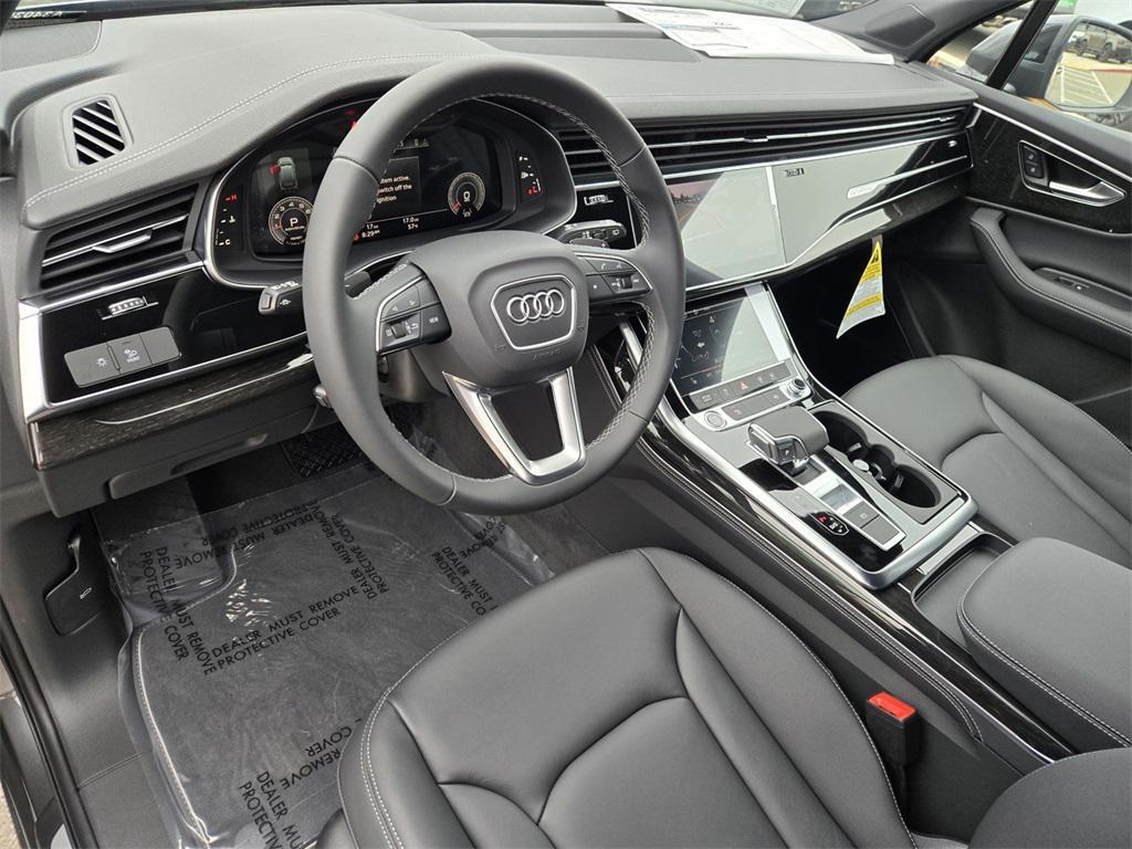 new 2025 Audi Q7 car, priced at $67,265
