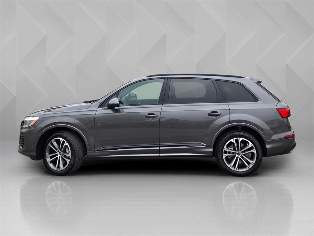 new 2025 Audi Q7 car, priced at $67,265