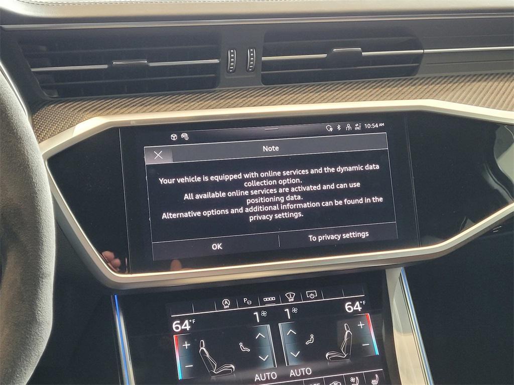 new 2025 Audi RS 6 Avant car, priced at $152,295