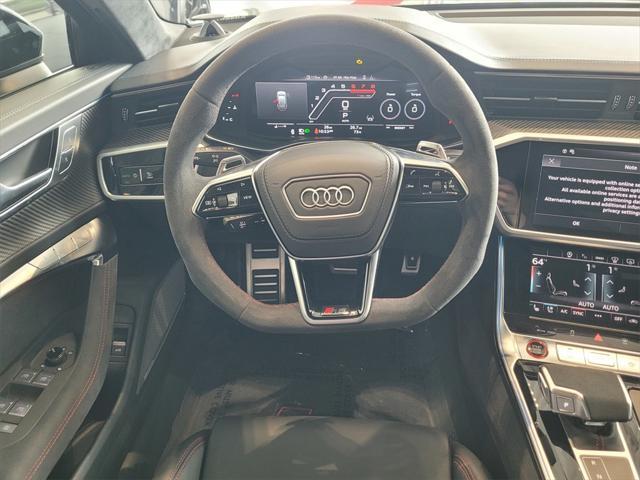 new 2025 Audi RS 6 Avant car, priced at $152,295