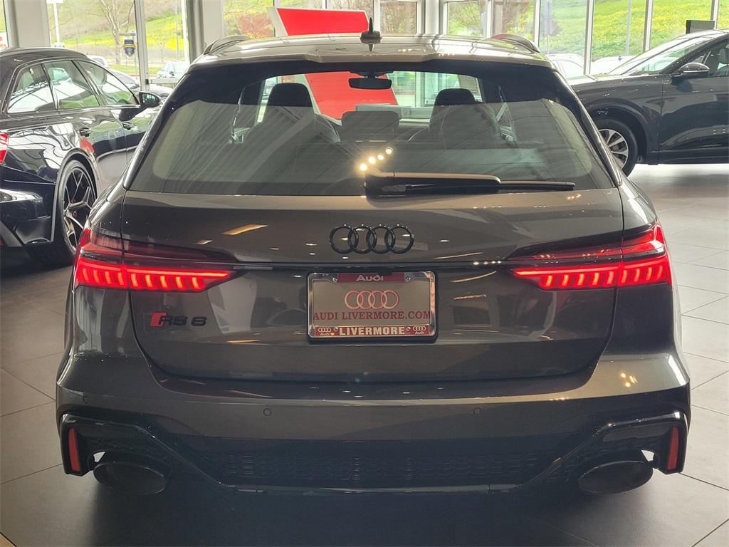 new 2025 Audi RS 6 Avant car, priced at $152,295