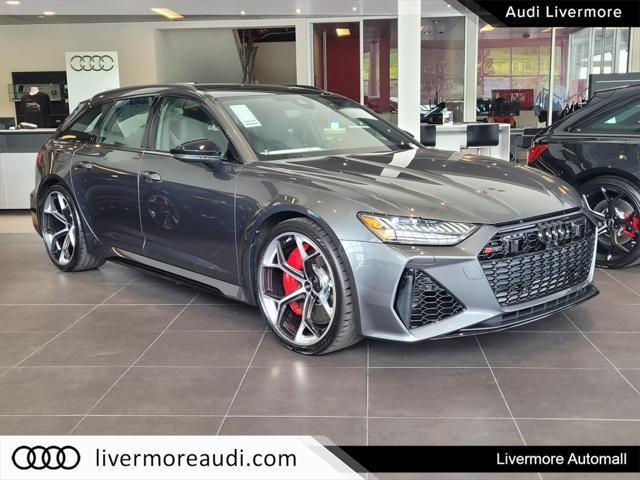 new 2025 Audi RS 6 Avant car, priced at $152,295