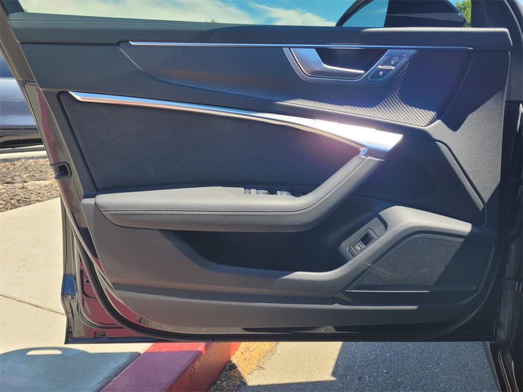 new 2025 Audi S6 car, priced at $93,240