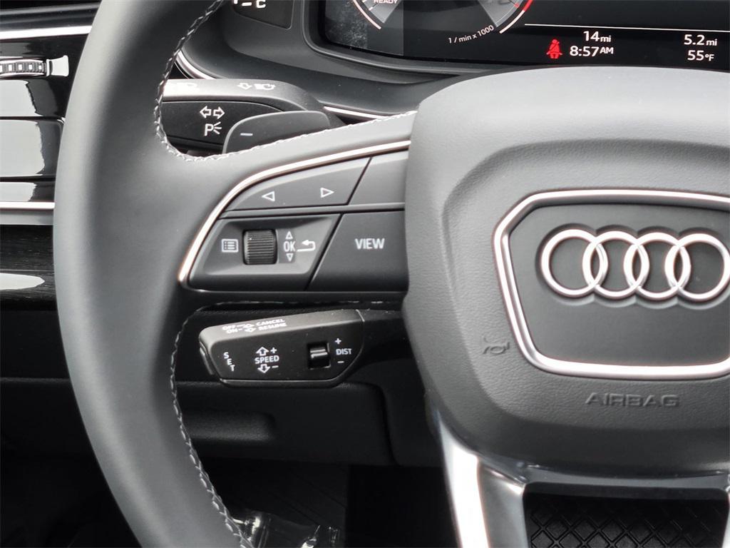new 2025 Audi Q7 car, priced at $73,459