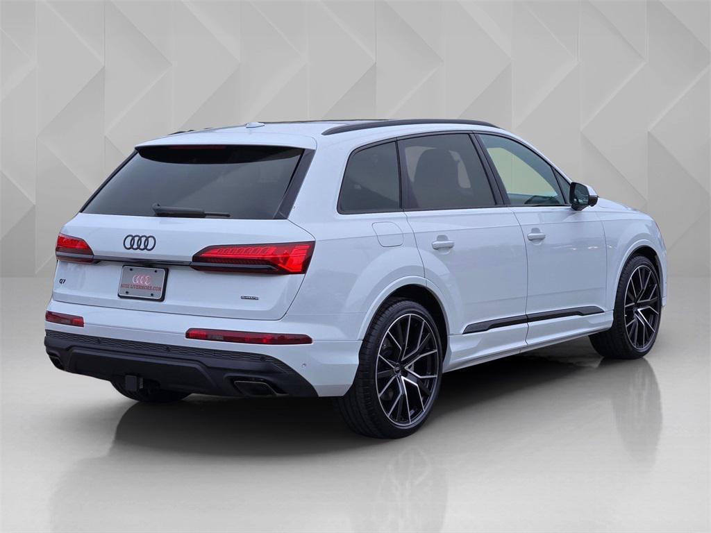 new 2025 Audi Q7 car, priced at $73,459
