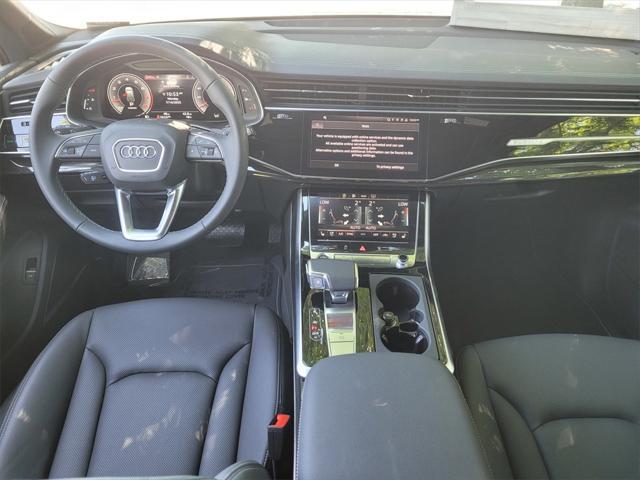 new 2025 Audi Q7 car, priced at $71,871
