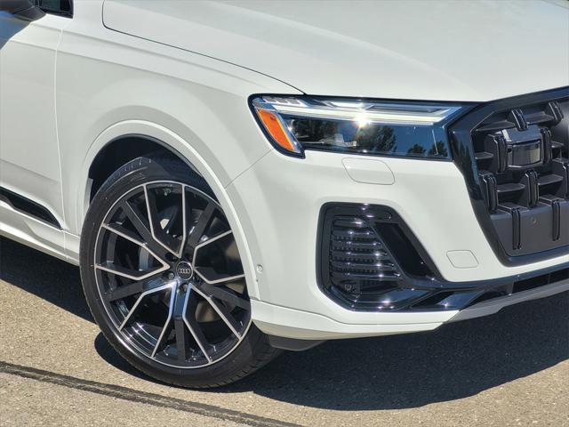 new 2025 Audi Q7 car, priced at $71,871