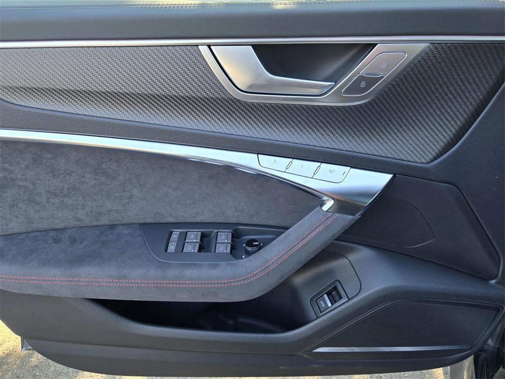 new 2026 Audi RS 6 Avant car, priced at $154,365