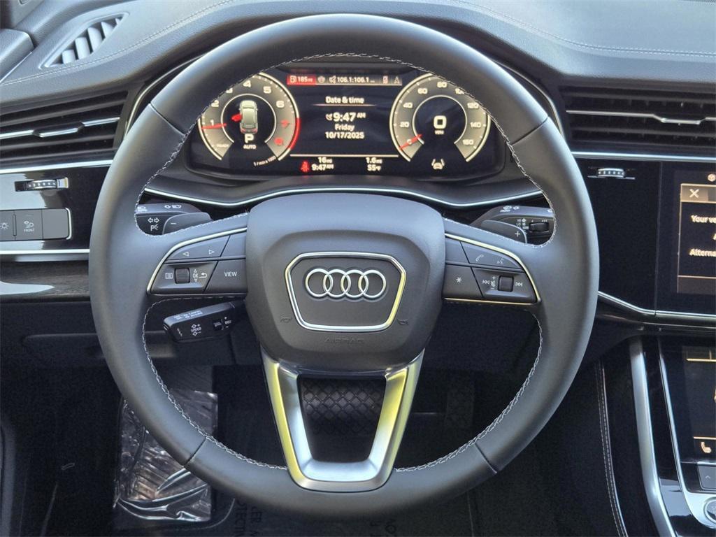 new 2025 Audi Q7 car, priced at $70,145