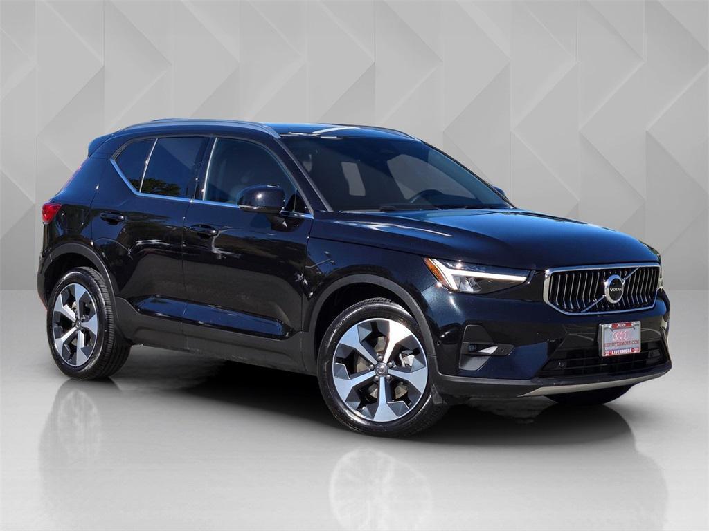 used 2025 Volvo XC40 car, priced at $33,527