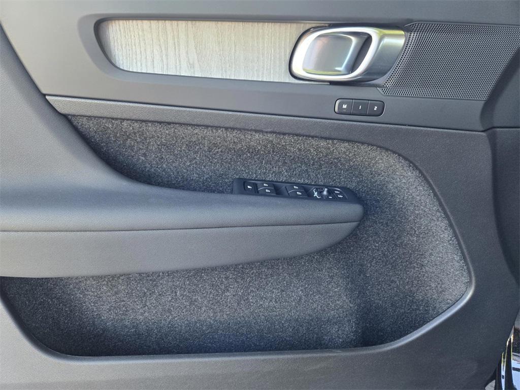 used 2025 Volvo XC40 car, priced at $32,634