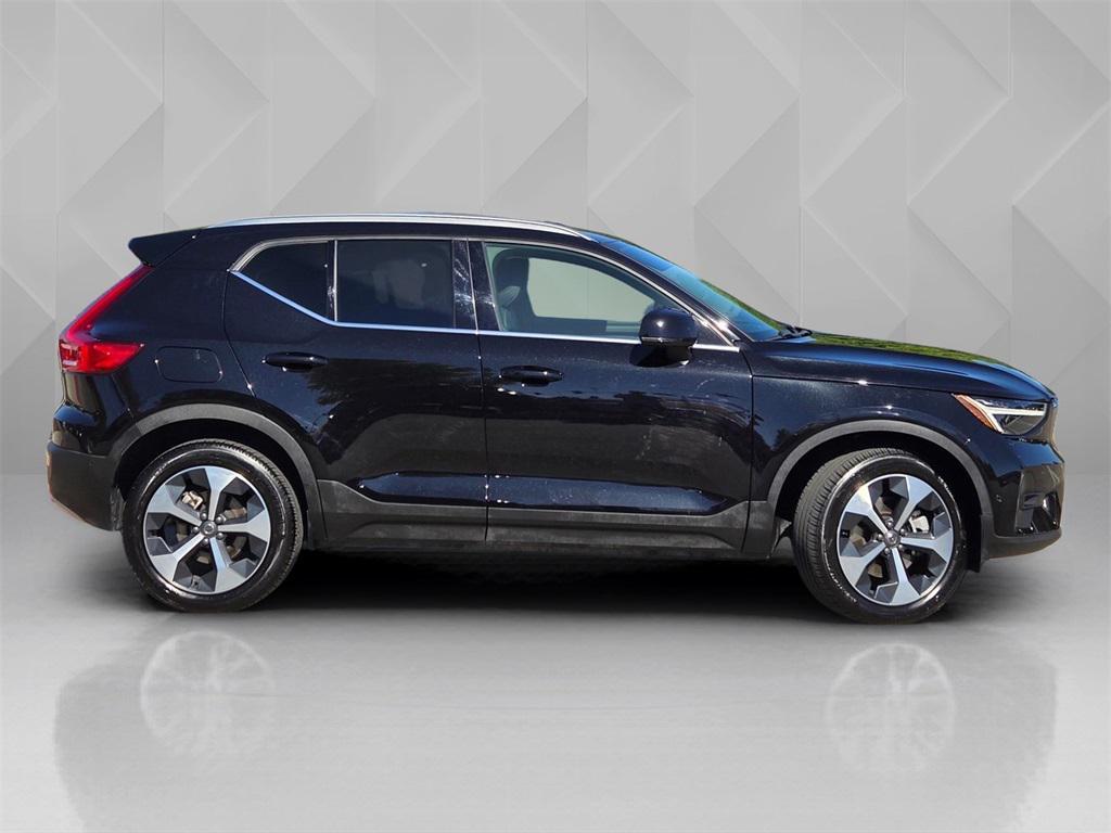 used 2025 Volvo XC40 car, priced at $32,634