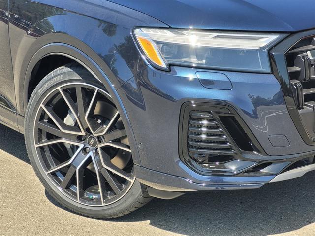 new 2025 Audi Q7 car, priced at $73,450