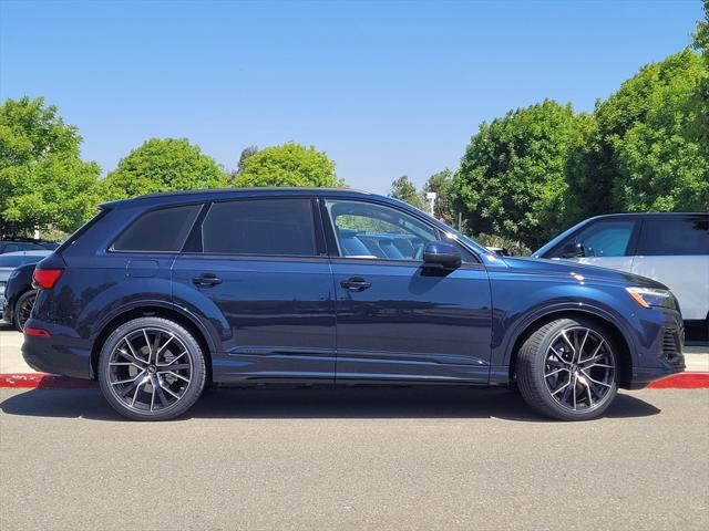 new 2025 Audi Q7 car, priced at $73,450