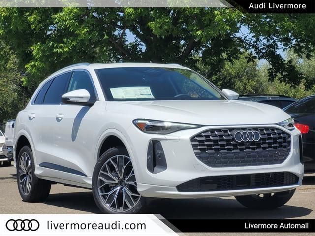 new 2025 Audi Q5 car, priced at $61,300