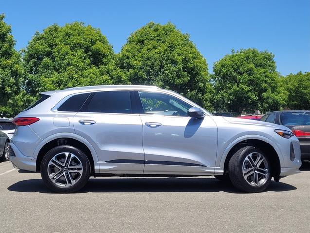 new 2025 Audi Q5 car, priced at $59,640