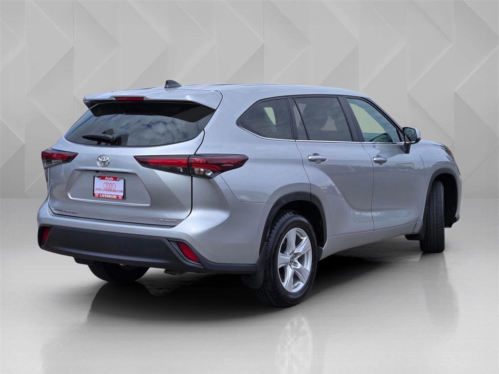 used 2024 Toyota Highlander car, priced at $37,290