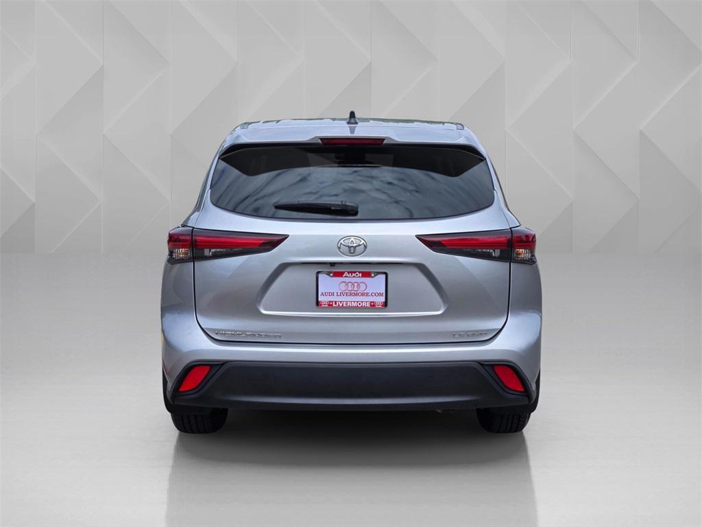 used 2024 Toyota Highlander car, priced at $37,290