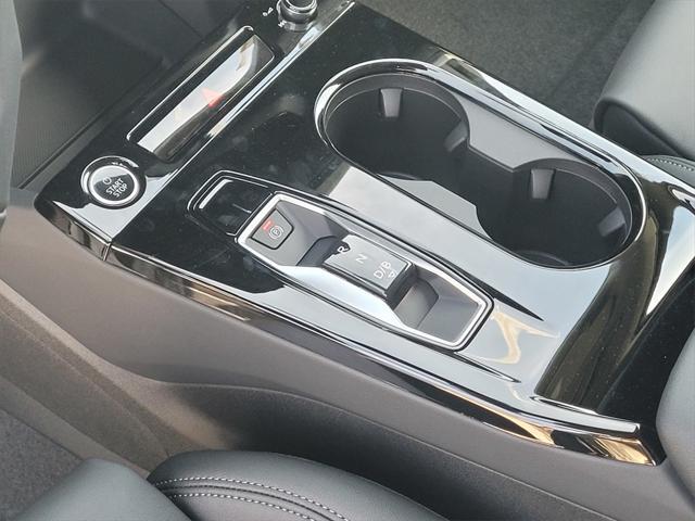 new 2025 Audi Q6 e-tron car, priced at $75,840
